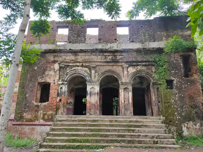 দালাল বাজার জমিদার বাড়ি